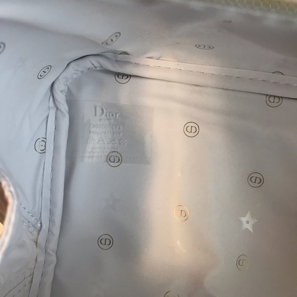 Dior Pouch - Picture 8 of 10